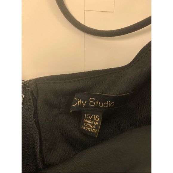 Sequin Embellished Party Dress - Picture 10 of 10